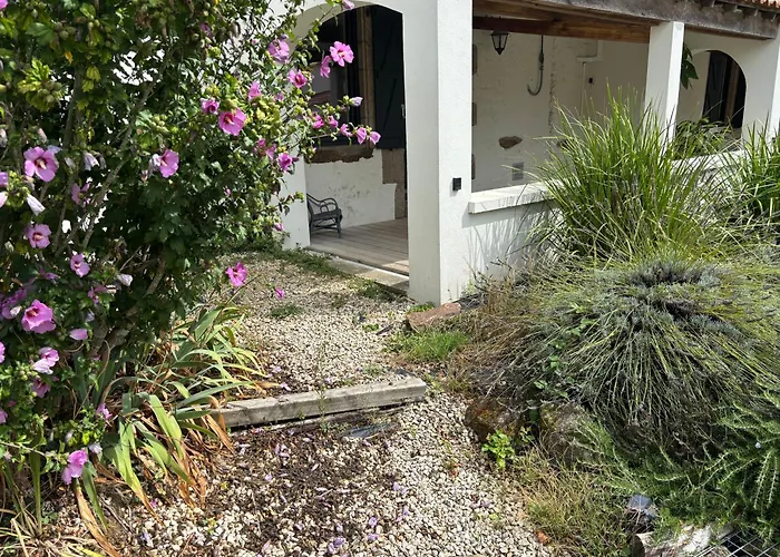 Σπίτι διακοπών Chez Aurelie & Mathieu Dans Ancienne Maison Renovee Proche Du